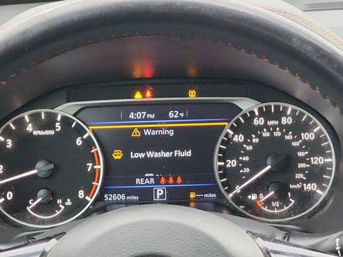 Used 2023 Nissan Altima 2.5 SR w/ SR Premium Package FWD image 11