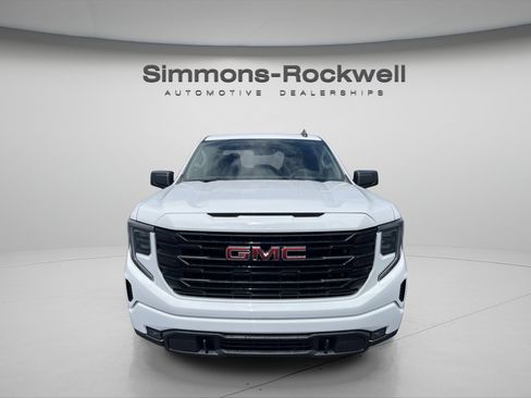 New 2026 GMC Sierra 1500 Elevation AWD/4WD image 8