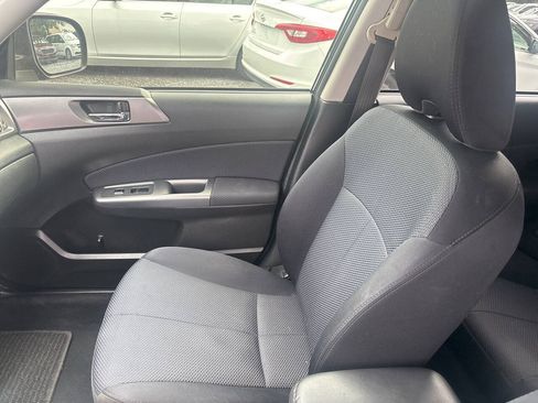 Used 2012 Subaru Forester 2.5X Premium w/ All-Weather Pkg AWD/4WD image 15