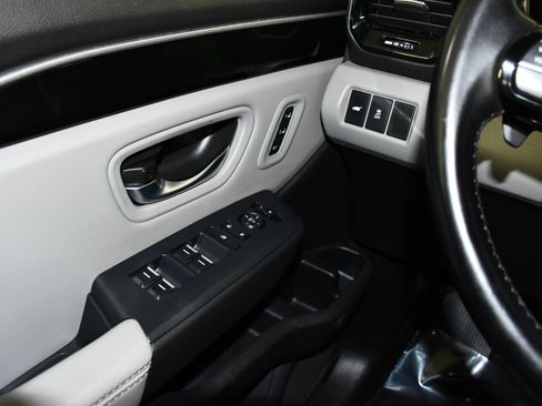 Certified 2023 Honda Pilot EX-L image 32