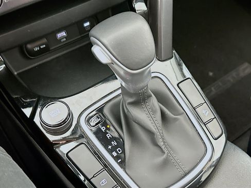 Used 2025 Kia Seltos S image 25