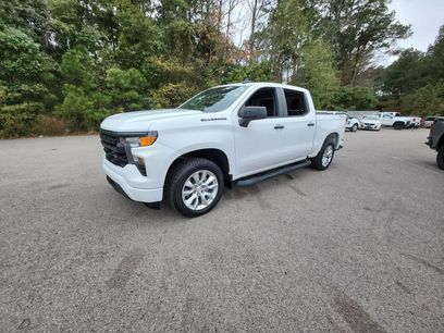 Certified 2022 Chevrolet Silverado 1500 Custom w/ LPO, Dark Essentials Package