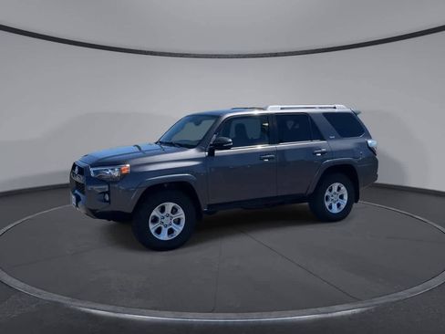 Used 2018 Toyota 4Runner SR5 Premium AWD/4WD image 7