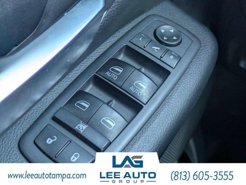 Used 2019 RAM 1500 Big Horn AWD/4WD image 19