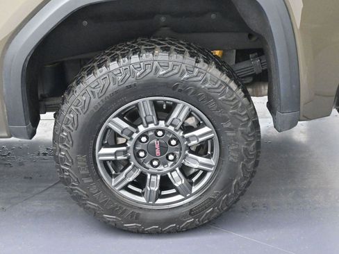 Used 2024 GMC Sierra 1500 AT4X image 36
