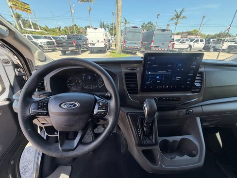 Used 2022 Ford Transit 350 XLT RWD image 14