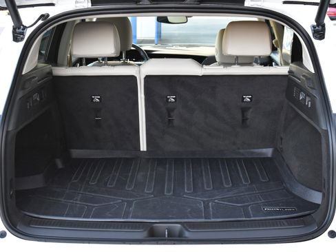 Used 2023 Buick Envision Essence image 9