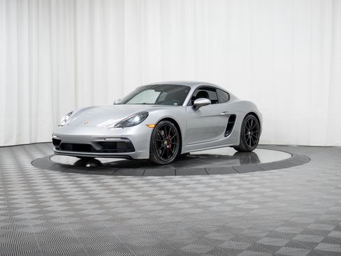 Certified 2025 Porsche 718 Cayman GTS RWD image 40