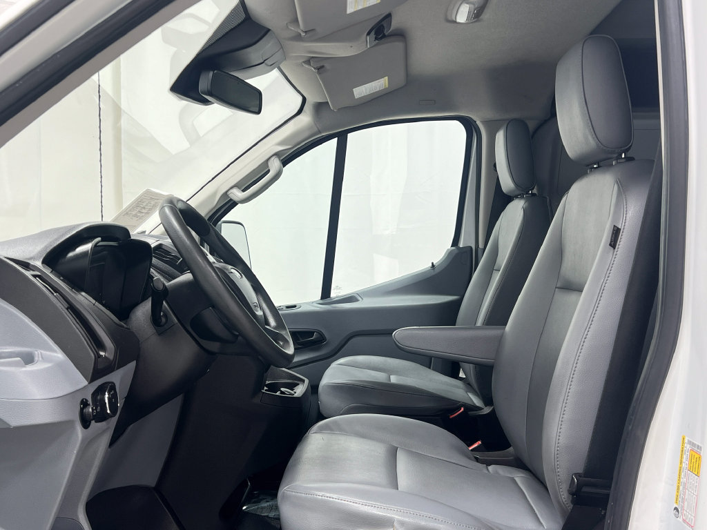 Used 2019 Ford Transit 150 148 Low Roof w/ Exterior Upgrade Package RWD image 12