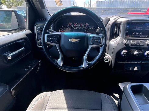 Used 2021 Chevrolet Silverado 1500 LT AWD/4WD image 5