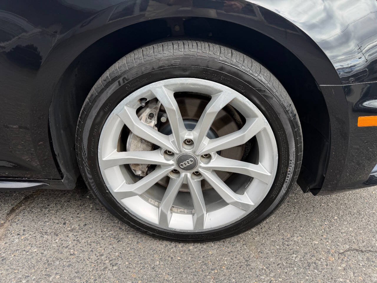 Used 2019 Audi A4 2.0T Premium w/ Convenience Package AWD/4WD image 11
