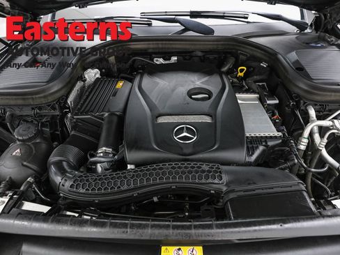 Used 2018 Mercedes-Benz GLC 300 4MATIC image 7