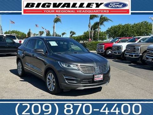 Used 2018 Lincoln MKC Select w/ Select Plus Package image 1