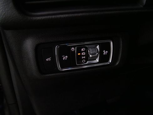 Used 2023 Lincoln Corsair Reserve w/ Towing Package AWD/4WD image 17