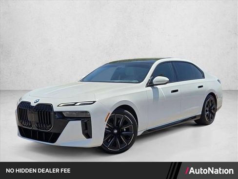 Used 2026 BMW 760i xDrive AWD/4WD image 1