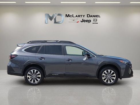 Used 2024 Subaru Outback Limited XT AWD/4WD image 6