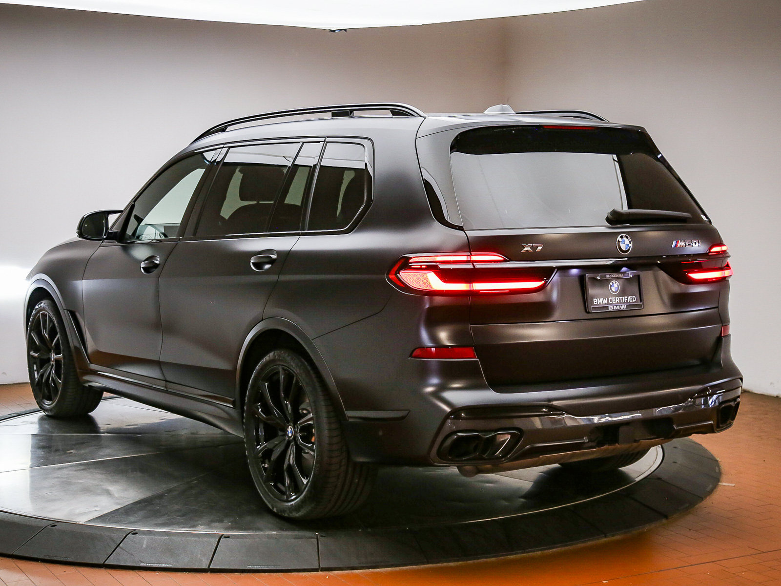 Certified 2024 BMW X7 M60i w/ Executive Package AWD/4WD image 5