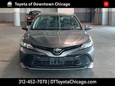 Used 2019 Toyota Camry LE FWD image 3