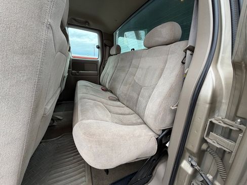 Used 2004 Chevrolet Silverado 1500 LS w/ Light Duty Power Package image 9