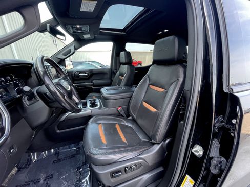 Certified 2020 GMC Sierra 1500 AT4 w/ AT4 Premium Package AWD/4WD image 13