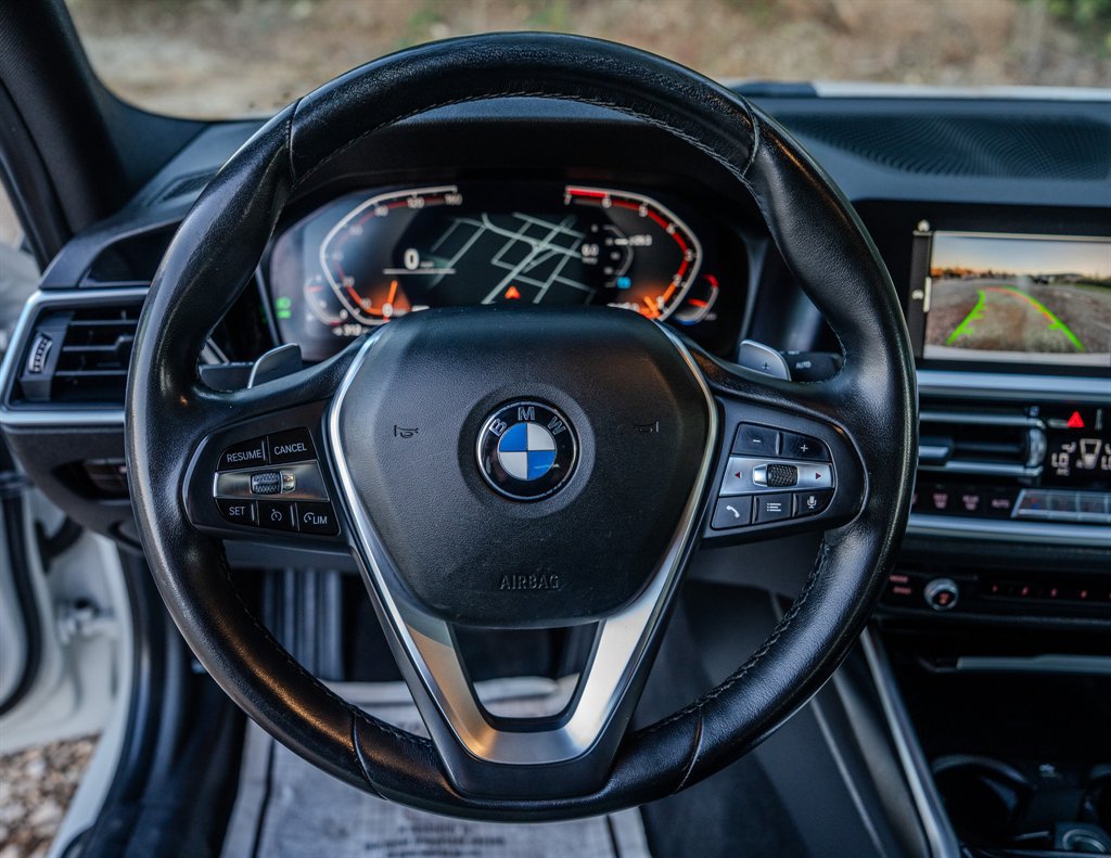 Used 2019 BMW 330i Sedan w/ Convenience Package RWD image 15