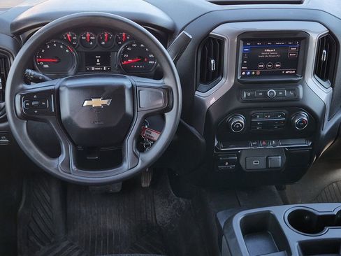 Used 2020 Chevrolet Silverado 2500 Custom w/ Custom Value Package image 30