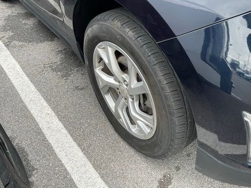 Used 2020 Chevrolet Equinox LT image 8