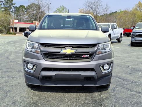 Used 2018 Chevrolet Colorado Z71 image 2