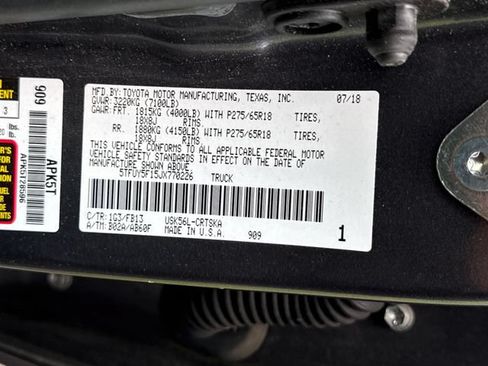 Used 2018 Toyota Tundra SR5 w/ TRD Off Road Package AWD/4WD image 21