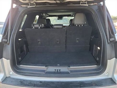 Used 2018 Lincoln Navigator Reserve AWD/4WD image 21