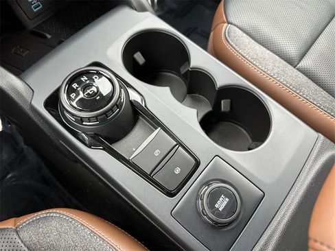 Used 2022 Ford Bronco Sport Outer Banks w/ Tech Package image 22