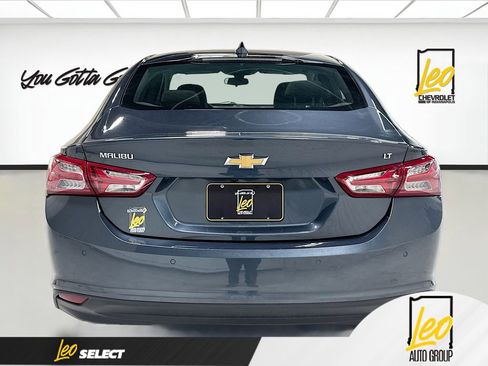 Used 2021 Chevrolet Malibu LT FWD image 6