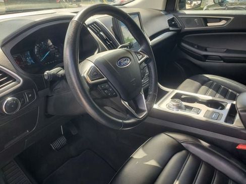 Used 2024 Ford Edge SEL AWD/4WD image 9