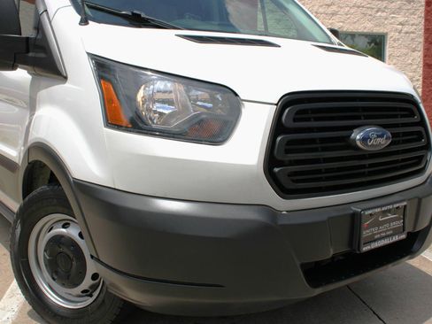 Used 2019 Ford Transit 150 130 Low Roof RWD image 22