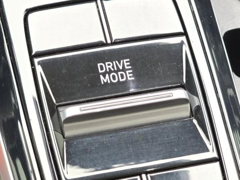 Used 2022 Hyundai Sonata SEL w/ Convenience Package image 16