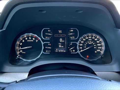 Used 2019 Toyota Tundra SR5 w/ SR5 Upgrade Package RWD image 20