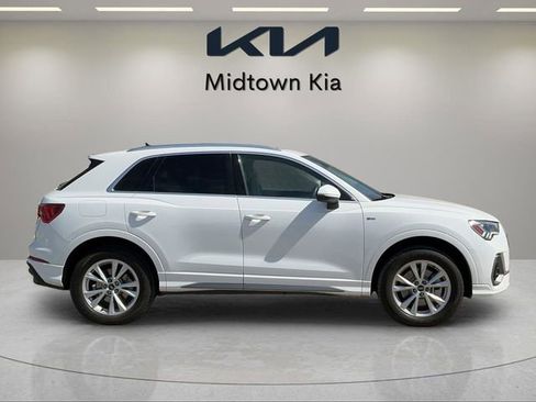Used 2025 Audi Q3 2.0T Premium AWD/4WD image 2