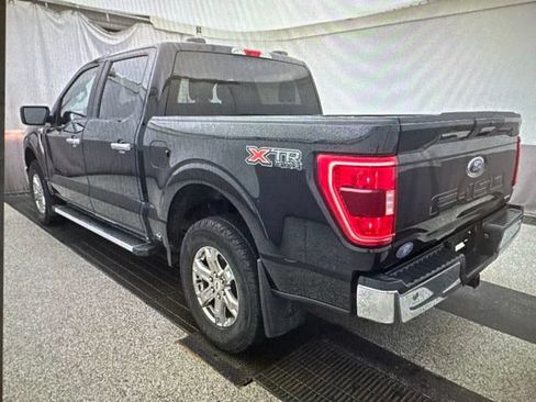 Used 2022 Ford F150 XLT w/ XTR Package AWD/4WD image 3