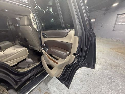 Used 2017 Chevrolet Tahoe Premier AWD/4WD image 41