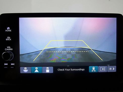 Used 2023 Honda Pilot Touring image 28