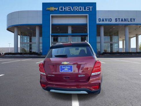 Used 2022 Chevrolet Trax LT w/ Driver Confidence Package AWD/4WD image 7