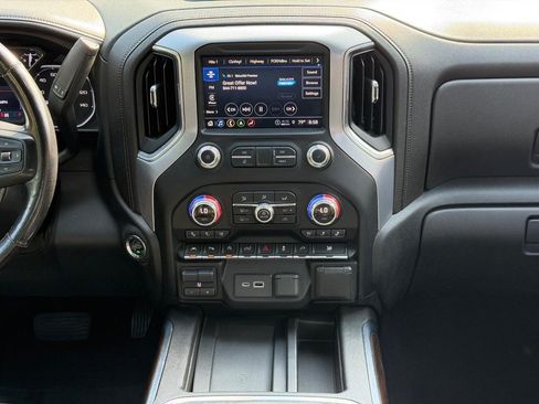 Used 2021 GMC Sierra 1500 SLT w/ SLT Premium Plus Package AWD/4WD image 13