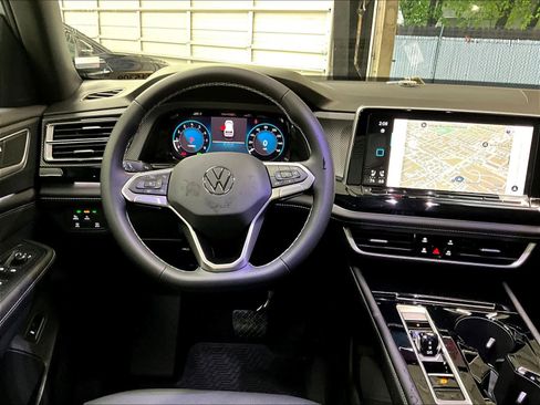 New 2026 Volkswagen Atlas Cross Sport SEL image 15