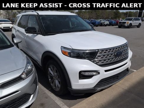 Used 2021 Ford Explorer Limited image 3