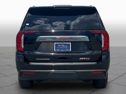 Used 2021 GMC Yukon XL AT4 w/ AT4 Premium Plus Package AWD/4WD image 5
