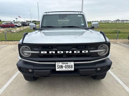 Used 2023 Ford Bronco Outer Banks AWD/4WD image 6