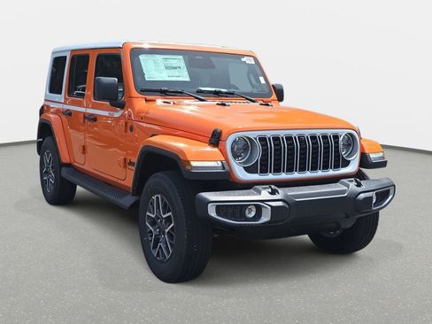 New 2026 Jeep Wrangler Unlimited Sahara AWD/4WD image 3