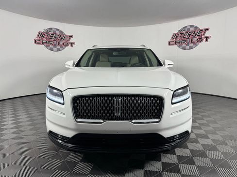 Used 2023 Lincoln Nautilus Reserve image 2