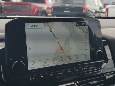 Used 2023 Nissan Pathfinder SL w/ SL Premium Package FWD image 12