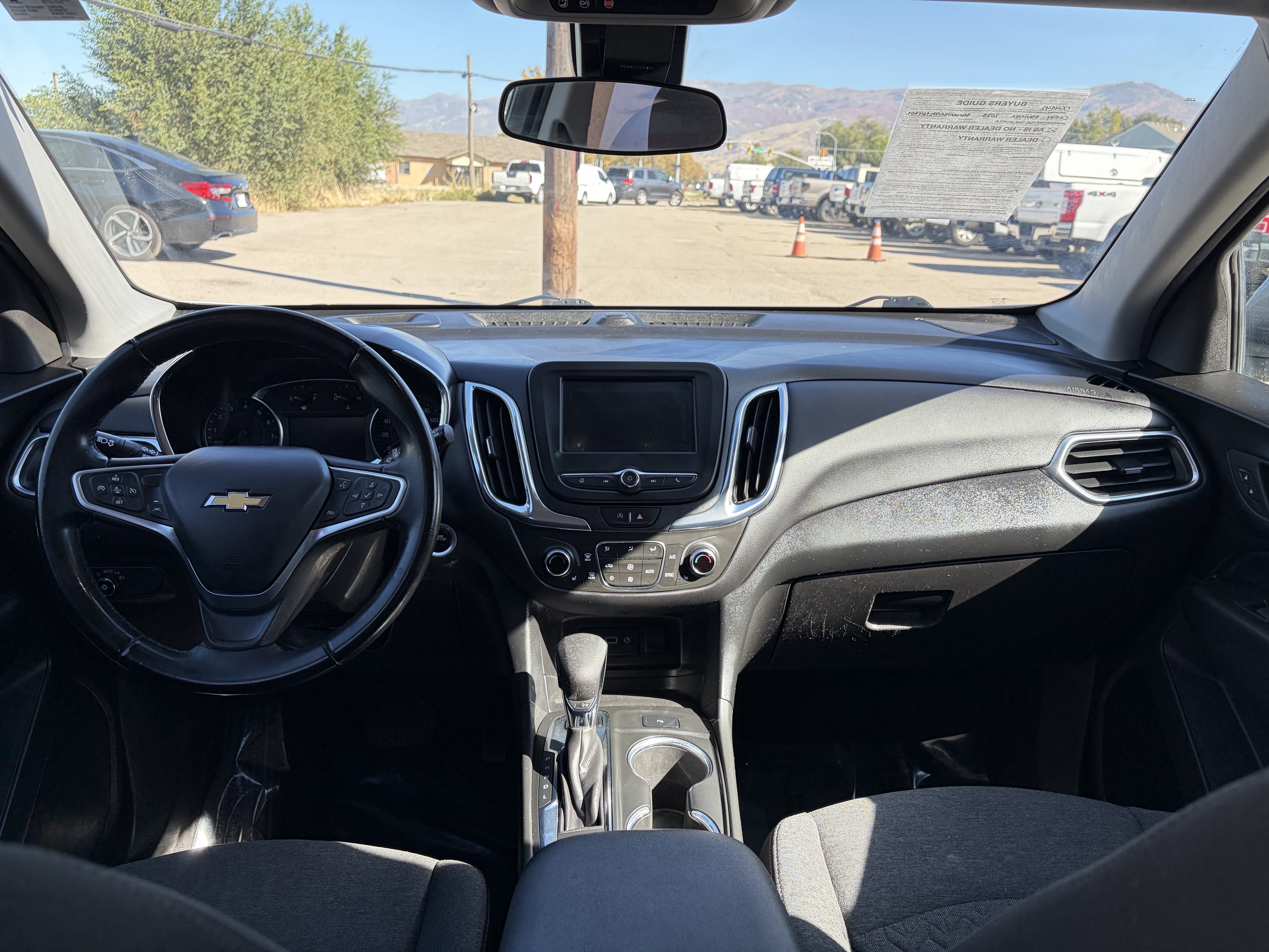 Used 2023 Chevrolet Equinox LT w/ Driver Convenience Package AWD/4WD image 19
